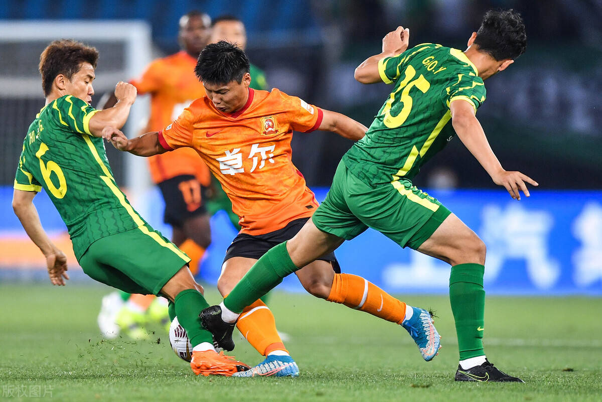 加时末段武汉三镇外线爆发：德国杯节点到来；质疑声仍在；细节决定成败